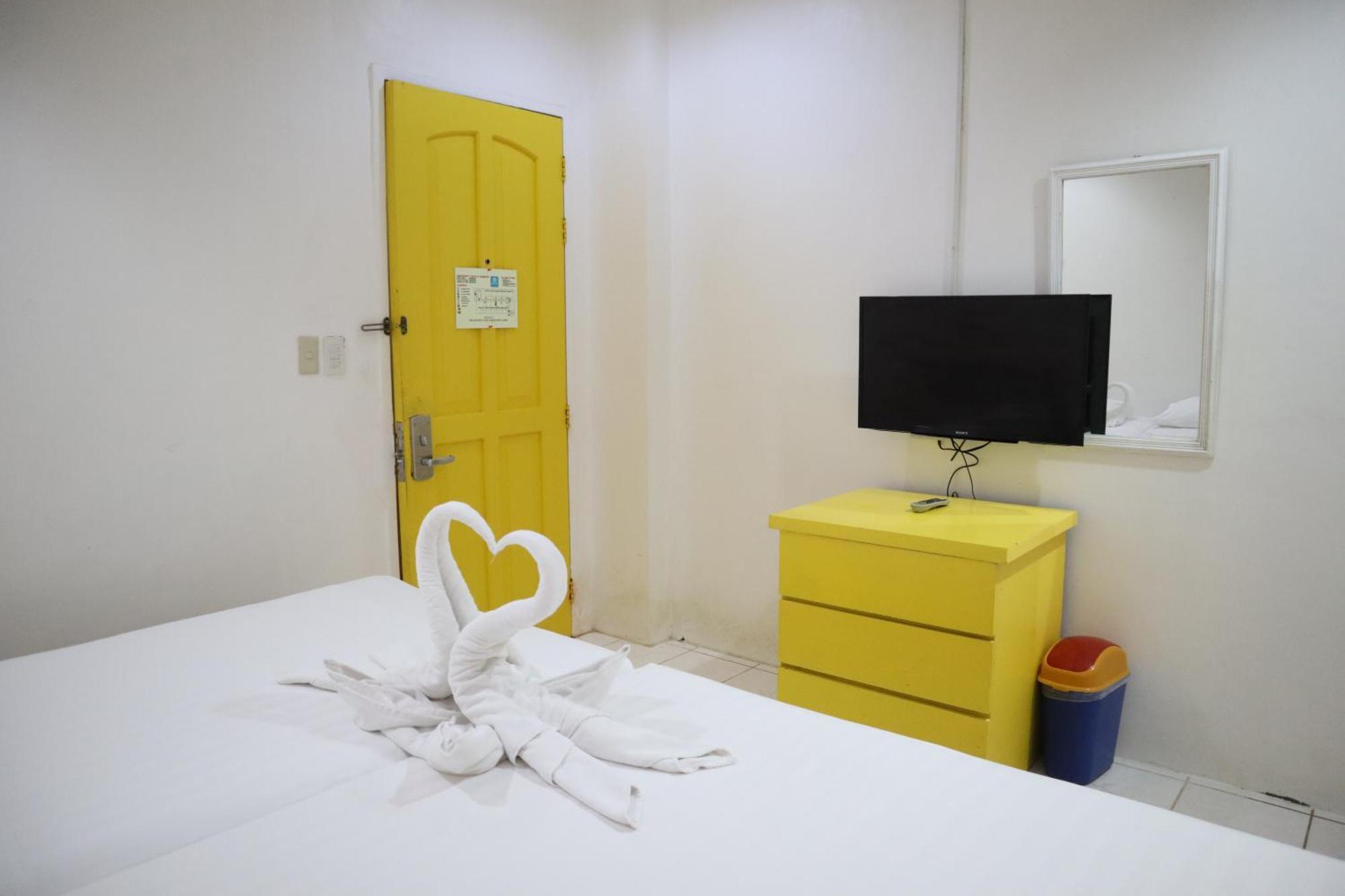 Island Inn Balabag  Kültér fotó
