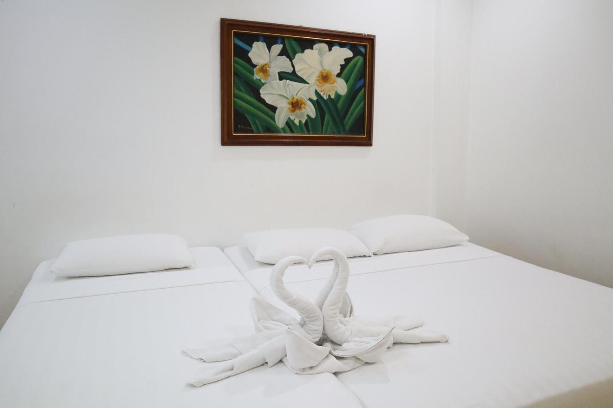 Island Inn Balabag  Kültér fotó