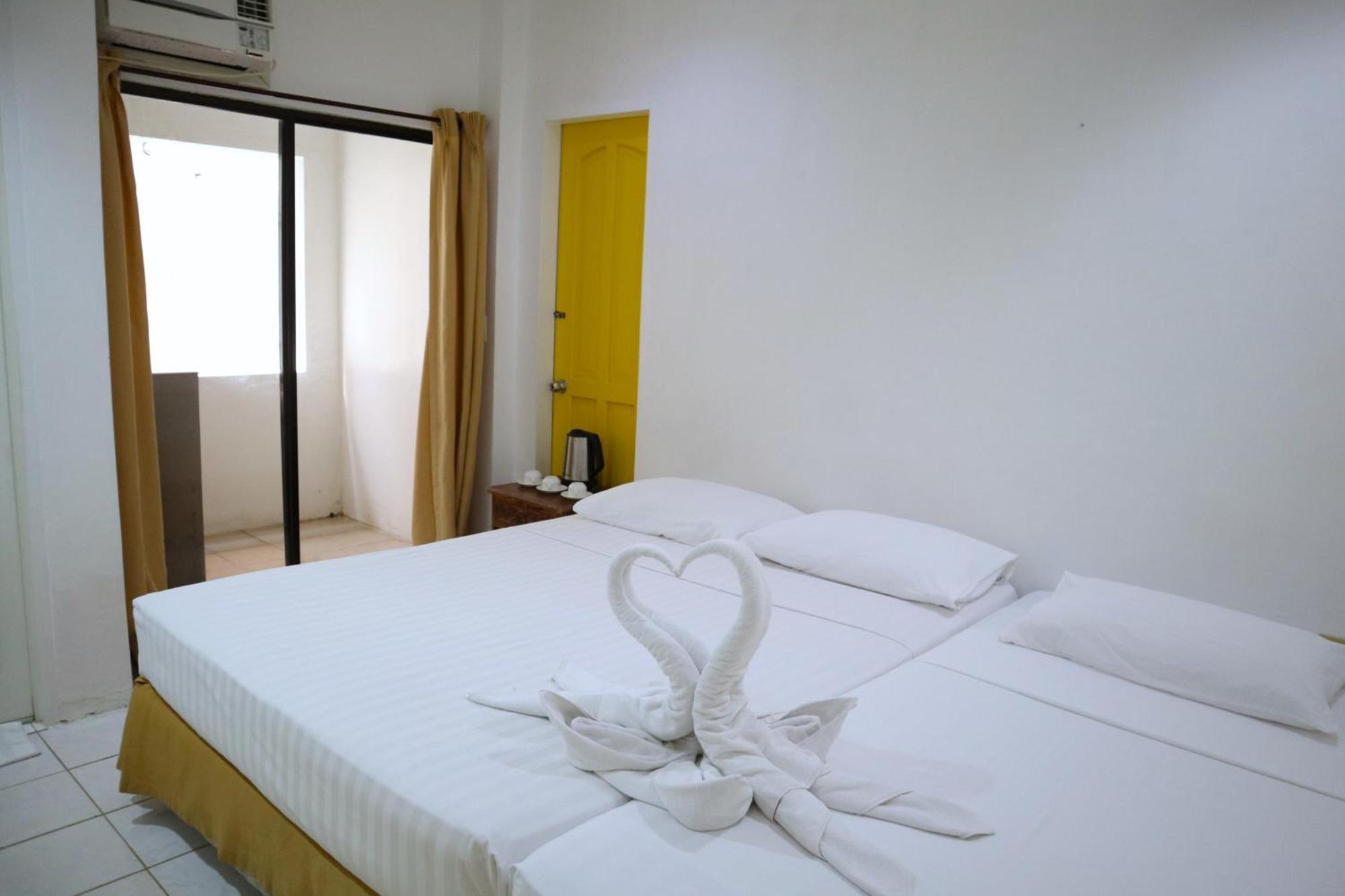 Island Inn Balabag  Kültér fotó