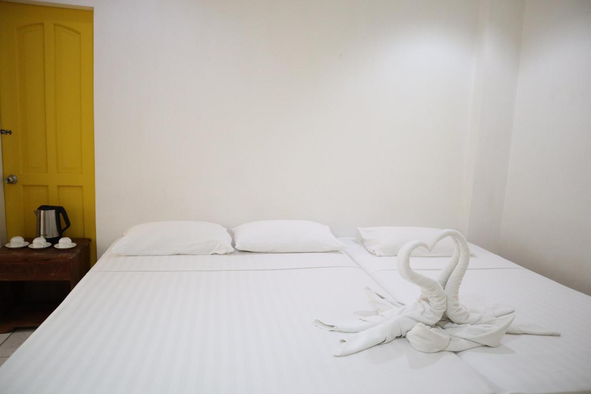 Island Inn Balabag  Kültér fotó