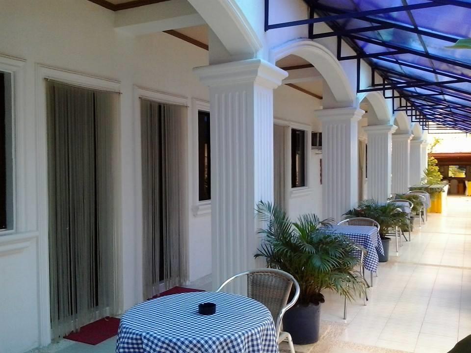 Island Inn Balabag  Kültér fotó
